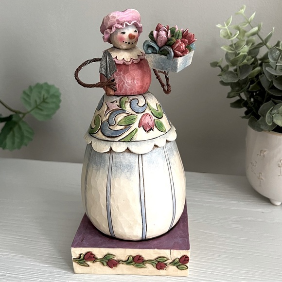 Jim Shore Other - Jim Shore Heartwood Creek Winter Blossoms 4010358 Snowman Gardening Flowers